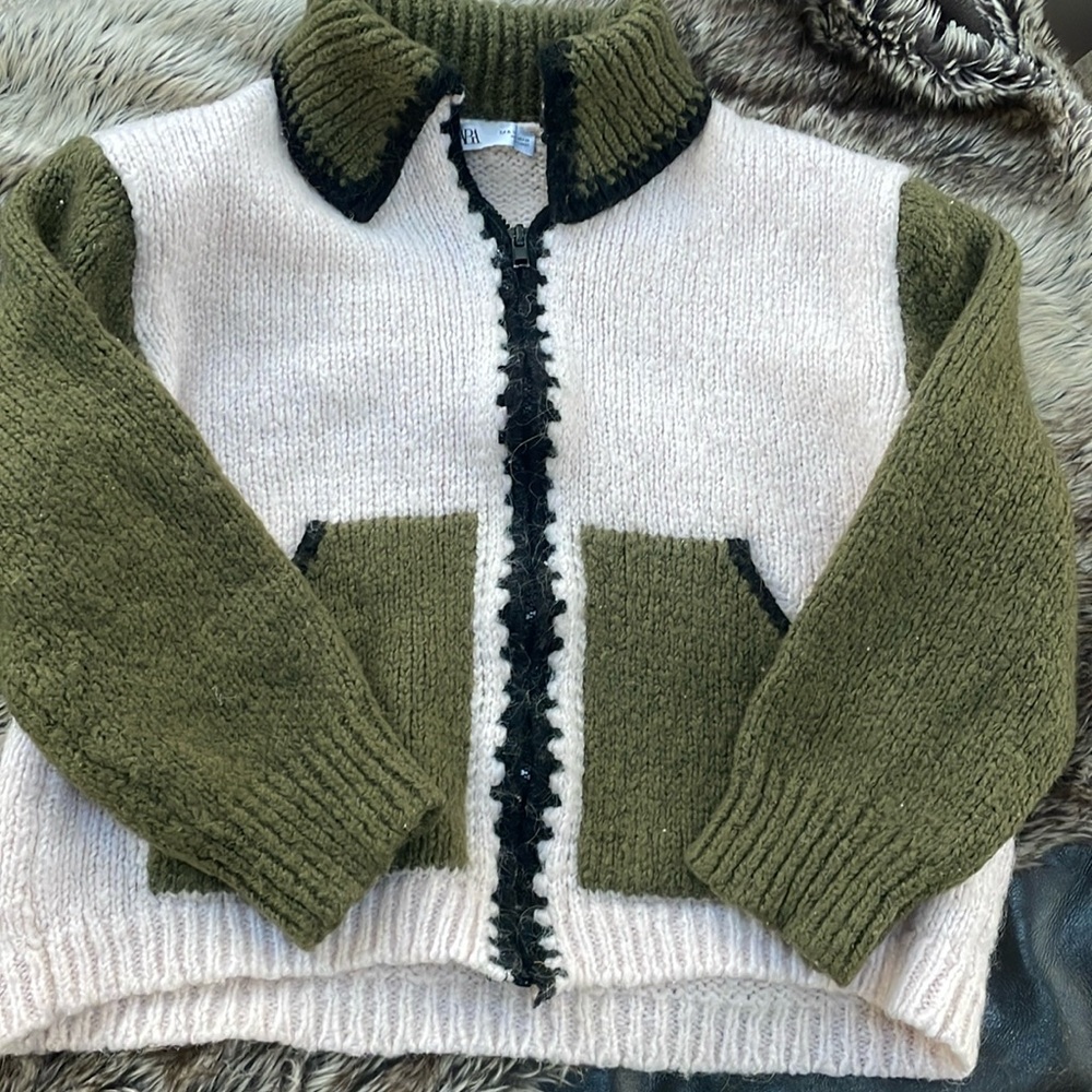 Zara Zippered Sweater XL